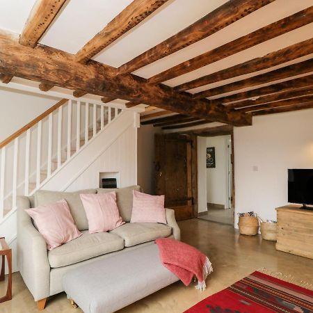 High Cogges Farm Holiday Cottages Вітні Екстер'єр фото